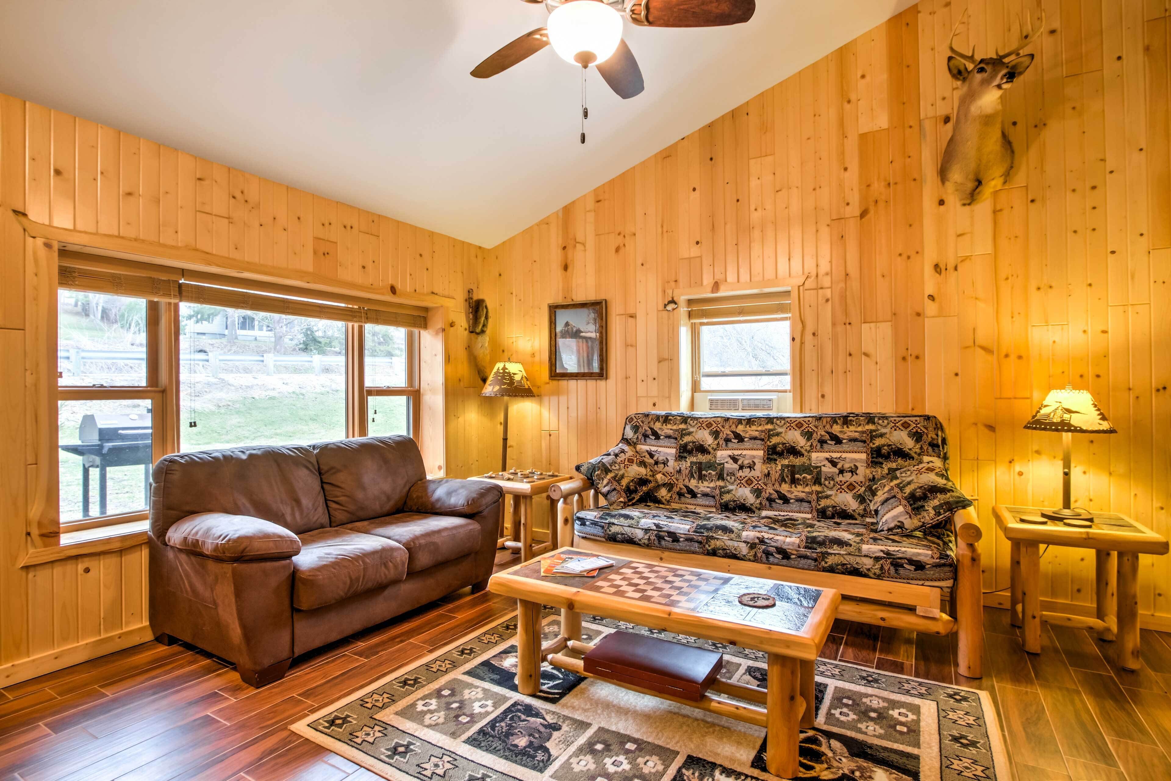 House (2 Bedrooms) | Interior