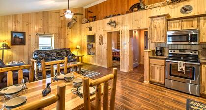 Cabin by the River: Visited by Treehouse Masters!