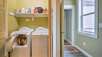 Apartment (4 Bedrooms) | Interior