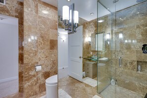 Casa (3 Bedrooms) | Banheiro | Chuveiro 