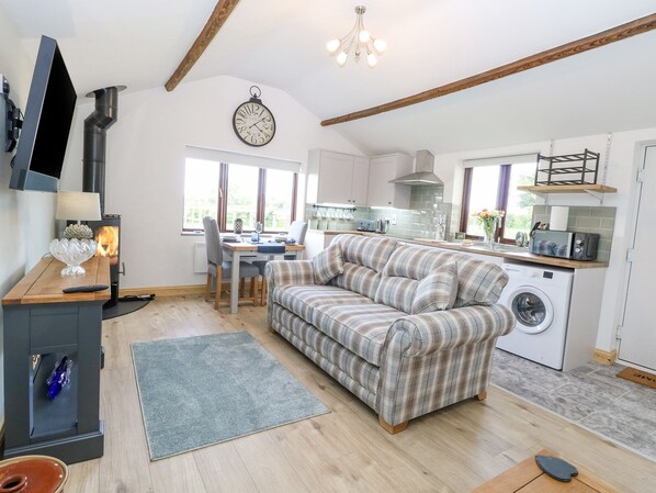 Living area - The Annexe, Grange Farm (Norwich)