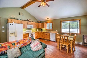 House (2 Bedrooms) | Interior - Hungry Horse Cabin: 11 Mi to Glacier National Park (Hungry Horse)