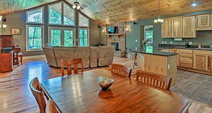 Private Bryson City Ranch Retreat w/ Mtn Views!