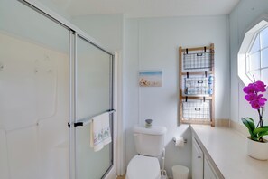 Cottage (2 Bedrooms) | Interior - Sebastien Cottage w/ Screened Porch, 5 Mi to Beach (Sebastian)