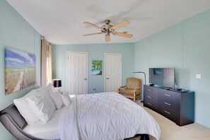 Cottage (2 Bedrooms) | Interior - Sebastien Cottage w/ Screened Porch, 5 Mi to Beach (Sebastian)
