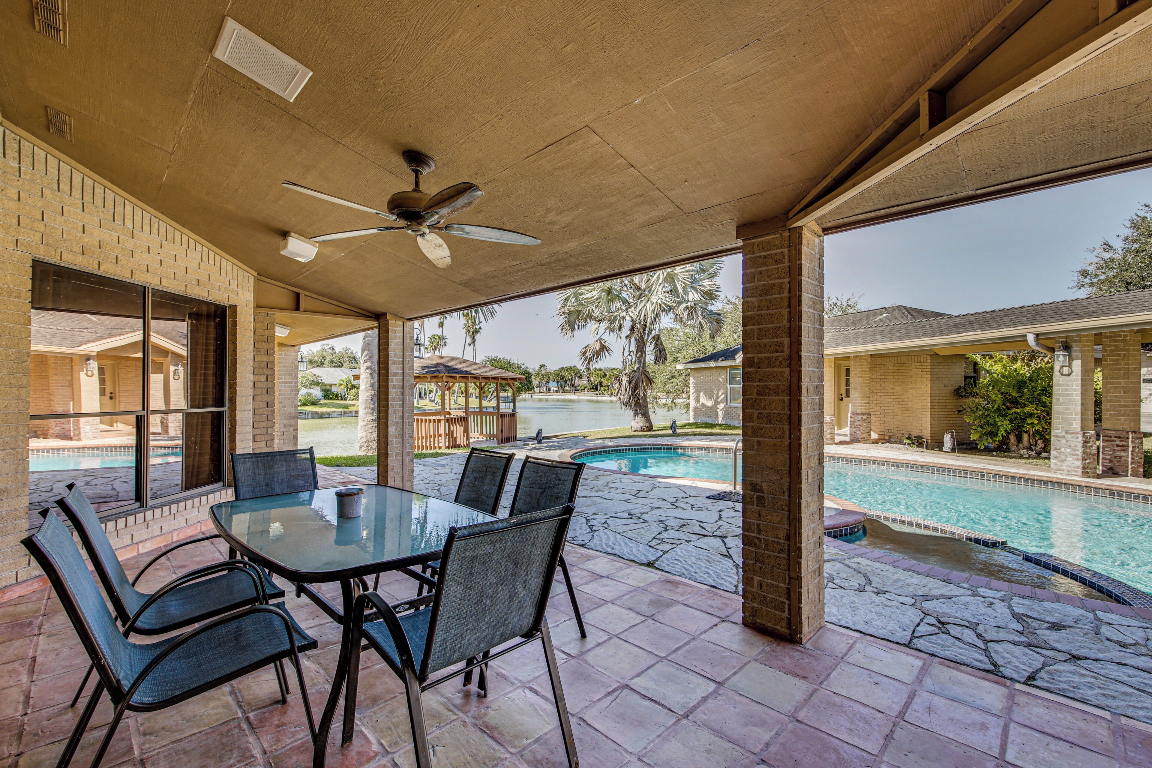 House (5 Bedrooms) | Bahagian dalam