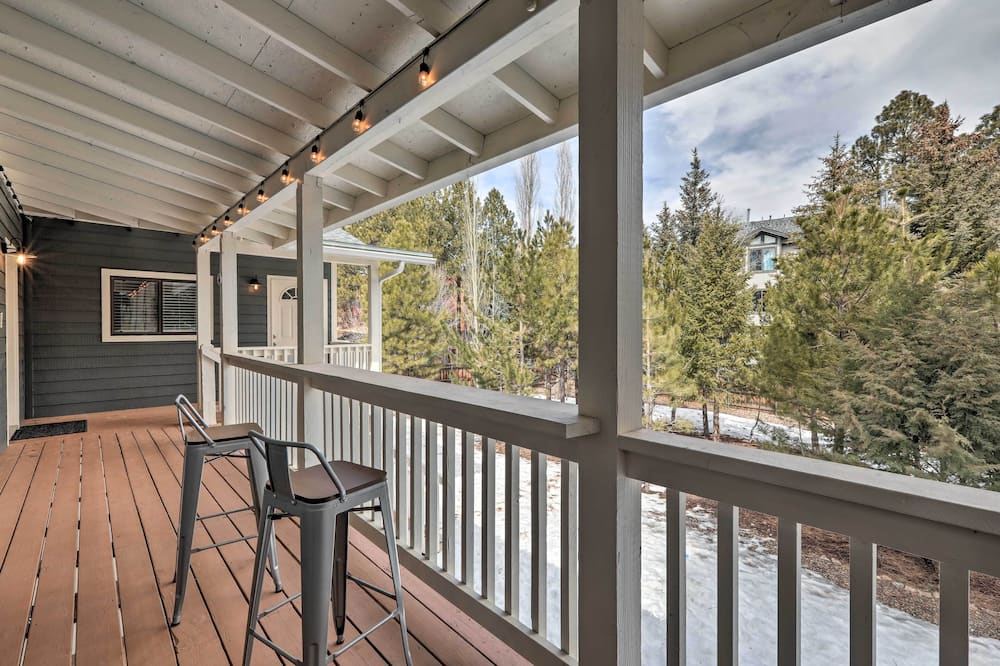 Pet-friendly Flagstaff Escape w/ Fenced-in Yard! - Elden Pueblo, AZ