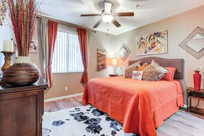 Interior - Patio & Resort Perks: Gated Gilbert Condo (Mesa)