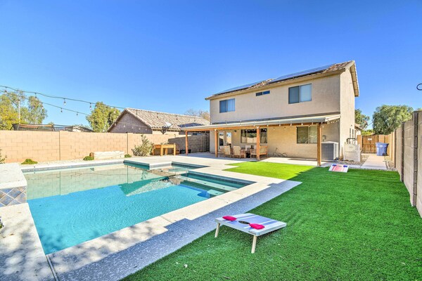 1 Mi To Surprise Stadium! Desert Poolside Oasis - Glendale, AZ