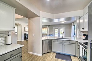 House (4 Bedrooms) | Interior - Bright Surprise Home w/ Pool, Near Spring Training (Surprise)