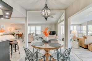 Casa (2 Bedrooms) | Interior