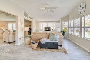 Casa (2 Bedrooms) | Interior