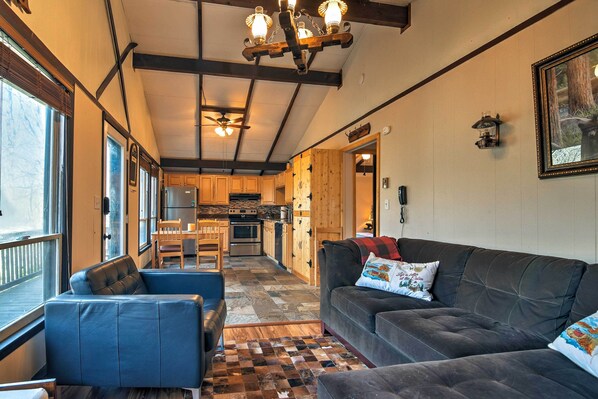 House (2 Bedrooms) | Interior - Inviting Beech Mountain Family Retreat w/ 3 Decks! (Banner Elk)