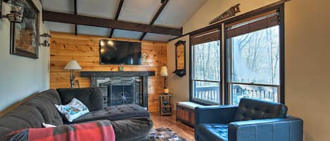 House (2 Bedrooms) | Front of property