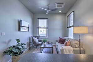 Interior - San Marcos Apartment w/ Off-street Parking! (San Marcos)