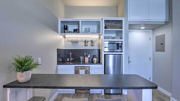 Apartment (1 Bedroom) | Interior