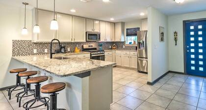 Stunning Hutto Home < 1 Mi to Historic Dtwn!