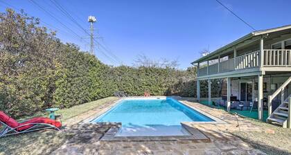 Poolside Oasis: Richardson Home w/ Movie Room!