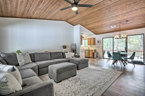 Casa (2 Bedrooms) | Interior