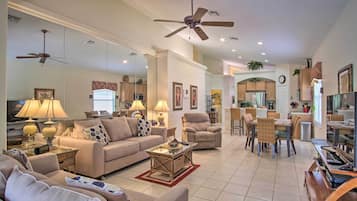 House (4 Bedrooms) | Interior