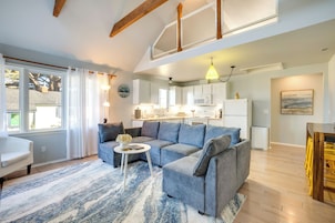 House (2 Bedrooms) | Front of property