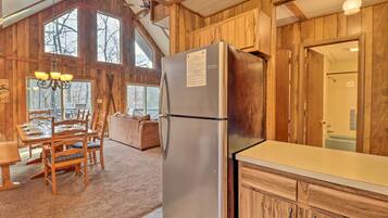 Talo (4 Bedrooms) | Sisätilat