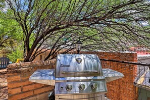 House (2 Bedrooms) | Interior - Home w/ Gas Grill - Walk to Bisbee Brewing Co (Bisbee)