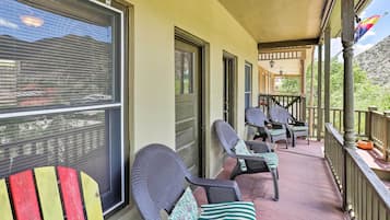 House (2 Bedrooms) | Property grounds