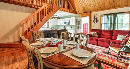 North Creek Cottage in the Adirondacks w/ Fire Pit