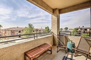 Interior - Modern Phoenix Condo w/ Resort Pool & Spa! (Phoenix)