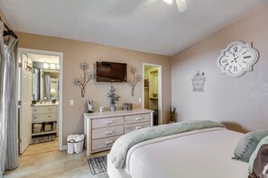 Apartment (3 Bedrooms) | Interior - Dog-friendly Tucson Home w/ Patio & Hot Tub (Tucson)