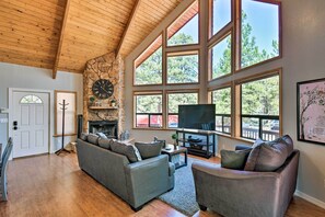 Interior - Modern Mountain Chalet: Munds Park Retreat w/ Deck (Munds Park)