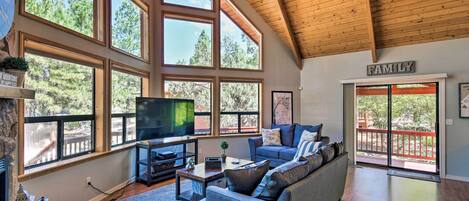 Casa (2 Bedrooms) | Interior