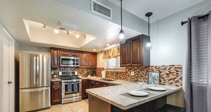 Phoenix Home w/ Pool ~ 10 Mi to Camelback Mtn