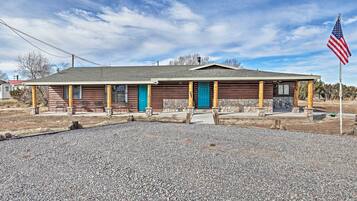 ู
ูุฒู (5 Bedrooms) | ุงูู
ูุดุฃุฉ ู
ู ุงูุฎุงุฑุฌ