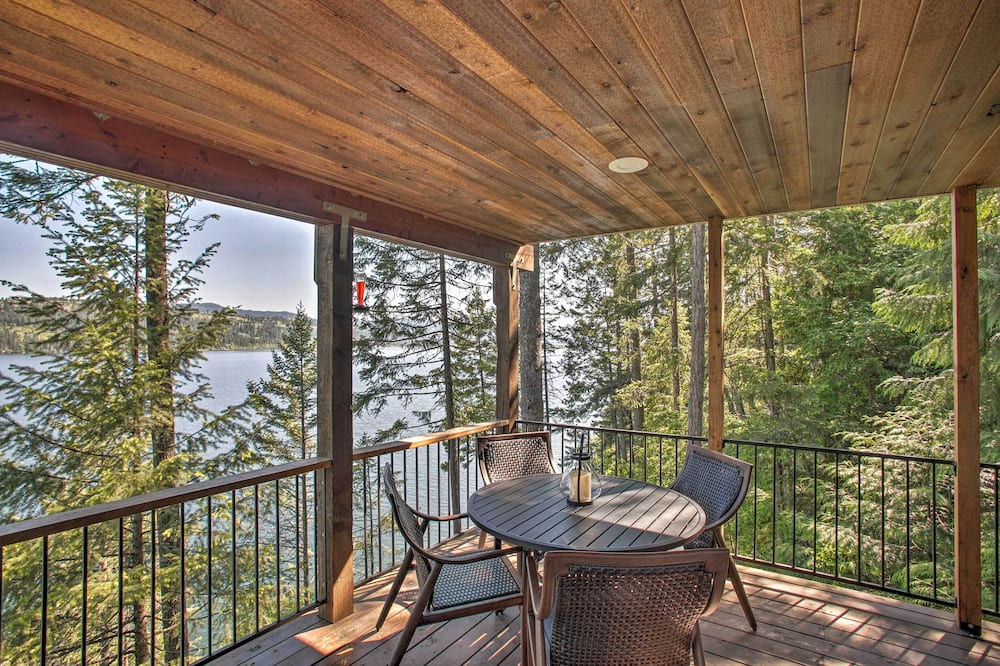 Swim, Boat & Explore! South Lake Coeur D'alene Gem - Tekoa, WA