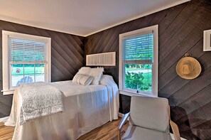 Apartment (0 Bedroom) | Interior - Country-chic Waxhaw Studio w/ Pool Access! (Waxhaw)