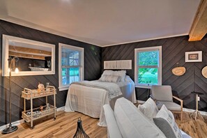 Apartment (0 Bedroom) | Interior