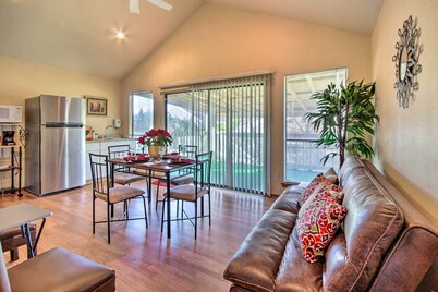 Quiet Rental w/ Balcony: 14 Mi to Downtown Houston