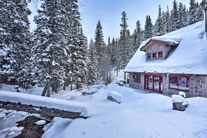 Exterior - Cozy Dumont Cottage With Mill Creek Views! (Dumont)