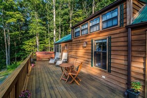 Terrace/patio - Family Cabin on 6 Acres w/ Lake Access & Hot Tub! (Springfield)