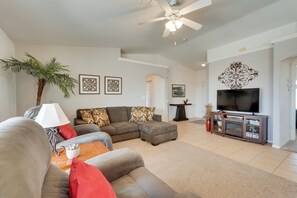 Casa (3 Bedrooms) | Vista frontal de la propiedad