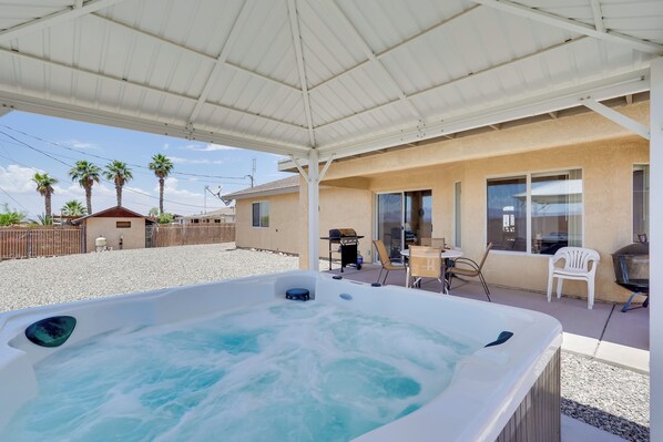 Interior - 2 Mi to Lake & Dtwn: Lake Havasu City Home! (Lake Havasu City)