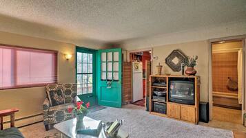 House (1 Bedroom) | Interior