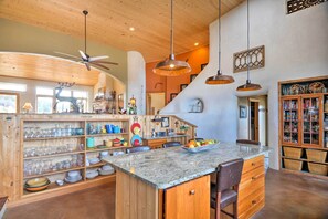 บ้านพัก (6 Bedrooms) | ภายใน