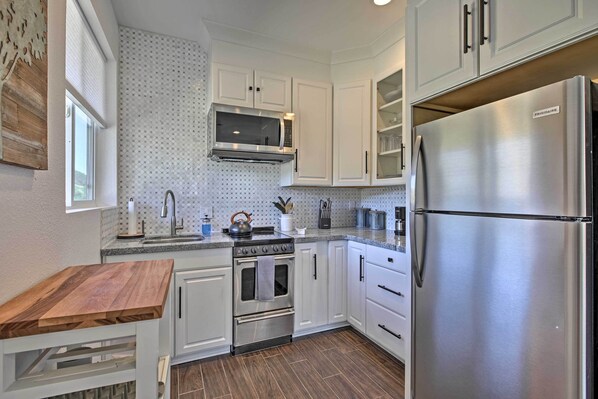 Apartment (1 Bedroom) | Interior