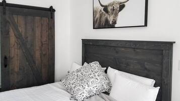 Apartment (1 Bedroom) | Interior