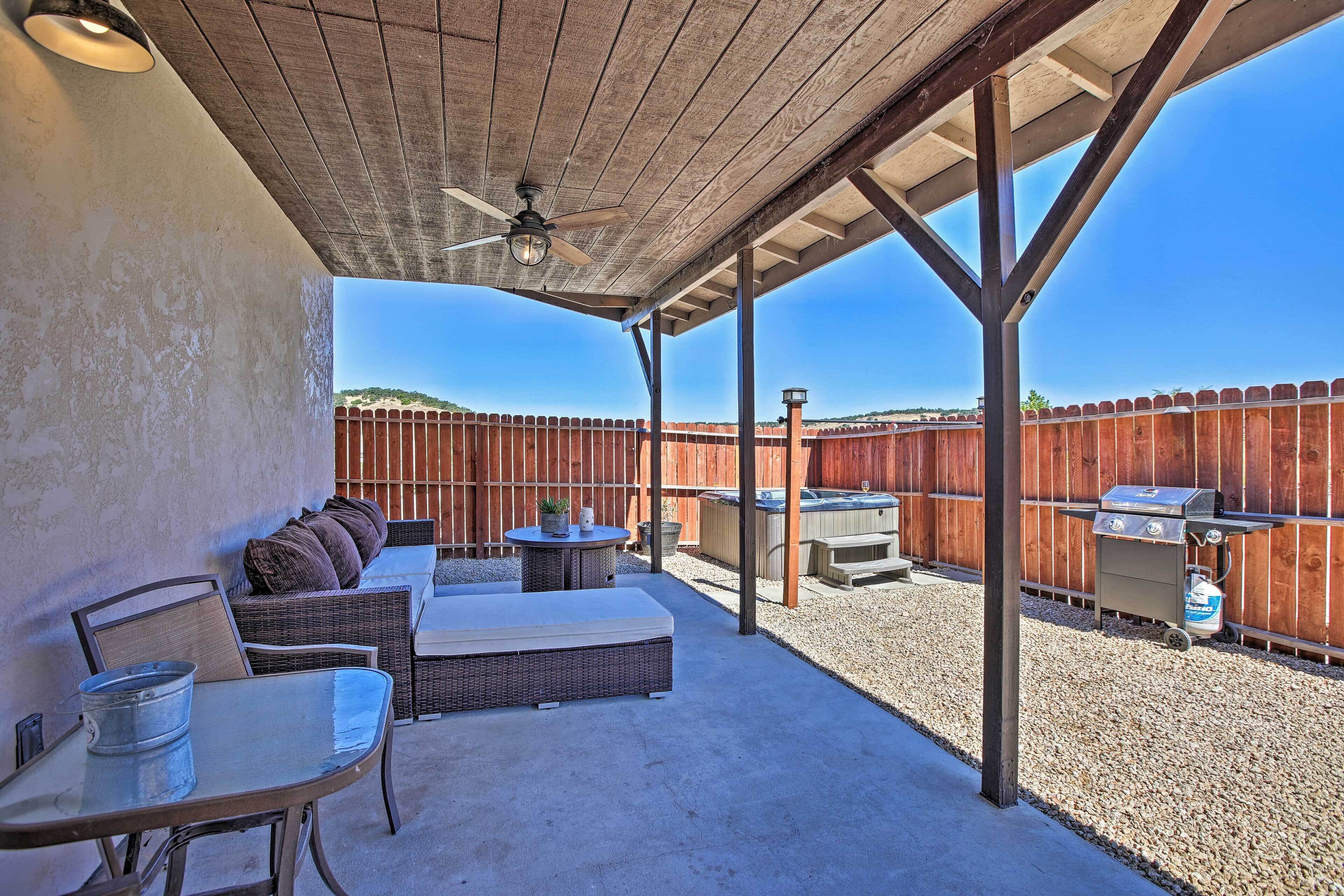 Apartment (1 Bedroom) | Interior