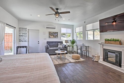 Cottage by the Lakes w/ Patio by Lake Nacimiento