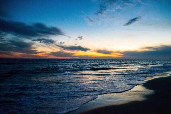 Talo (Multiple Bedrooms) | Sisätilat